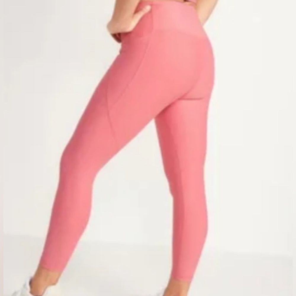 NWOT Old Navy Plus Size Powersoft Pink High-Waisted Leggings with Pockets- 3X